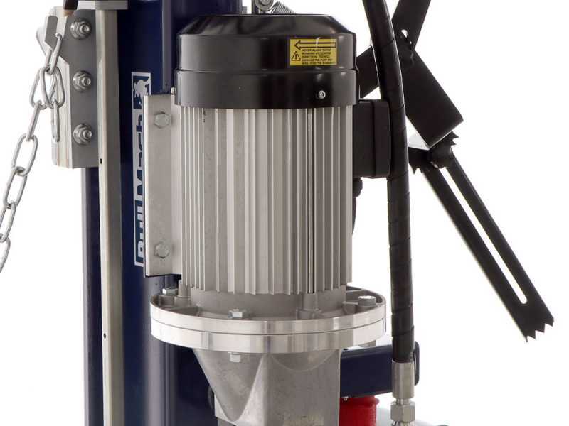 BullMach BM-LS-ET-T 16 V – Dreiphasiger Holzspalter für Traktor – stehend