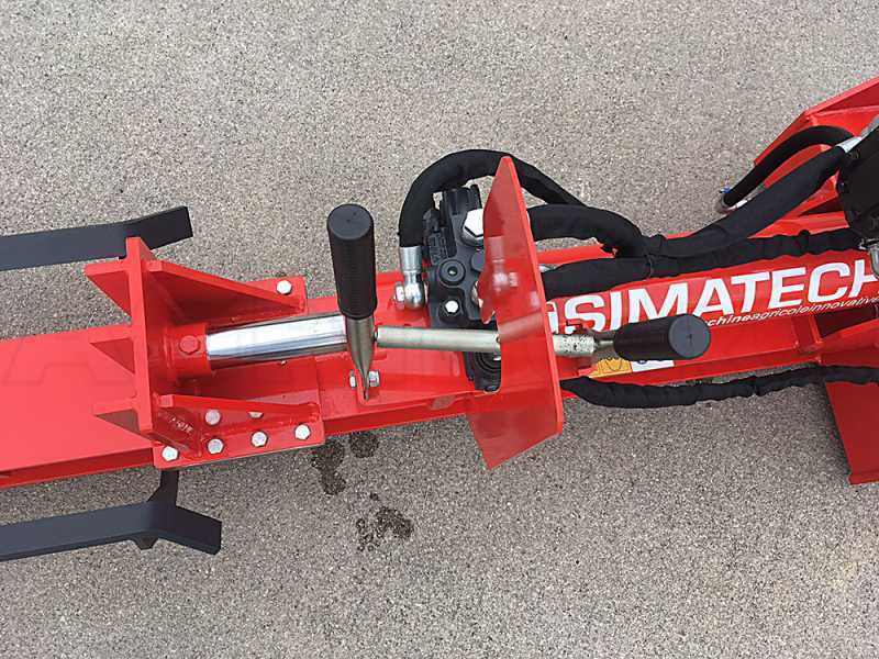 Simatech S350 – Liegender Holzspalter für Traktor – 35 t – Kolbenhub 800 mm
